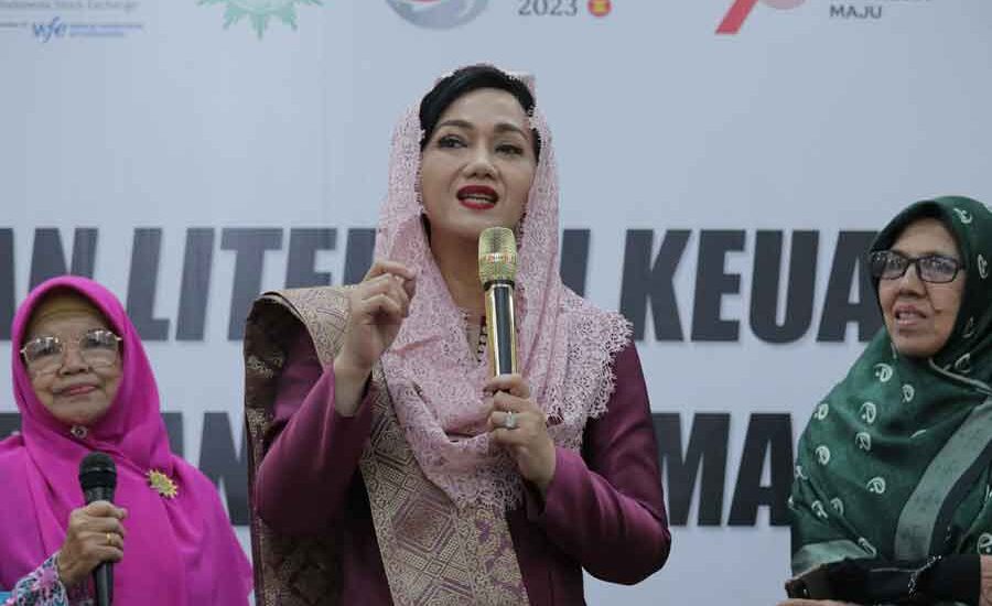 Kepala Eksekutif Pengawas Perilaku Pelaku Usaha Jasa Keuangan, Edukasi, dan Pelindungan Konsumen OJK, Friderica Widyasari Dewi