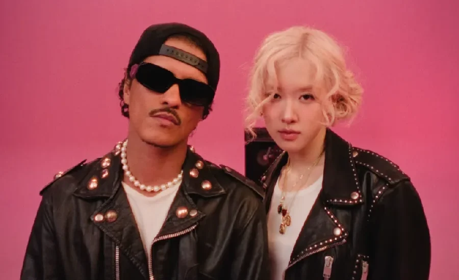 ROSÉ BLACKPINK dan Bruno Mars